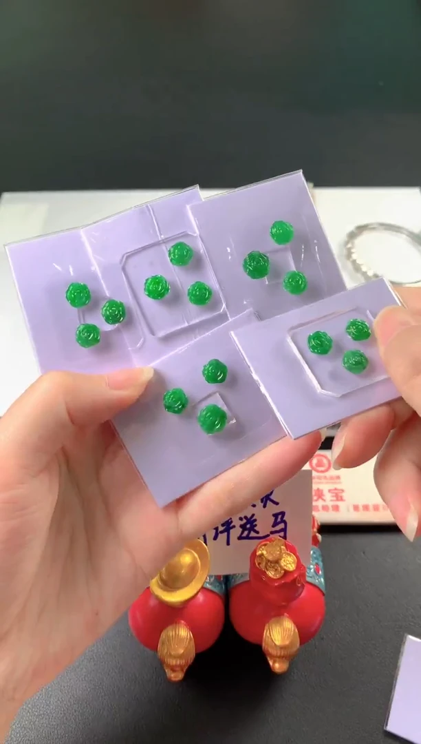 未镶嵌定制翡翠裸玉（客户意向镶嵌）多样性发一