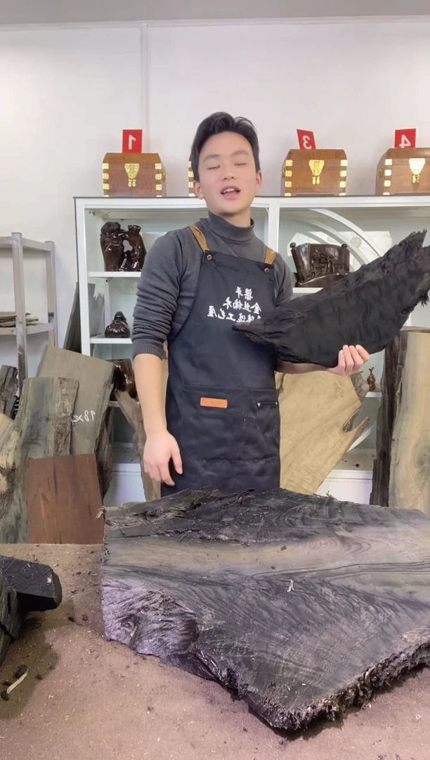 過****る金丝楠木原料木材