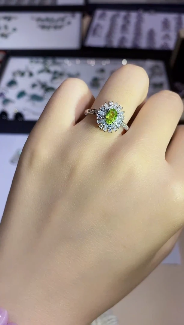 【闪购商品】橄榄石戒指合金多样性 发其一  【80】