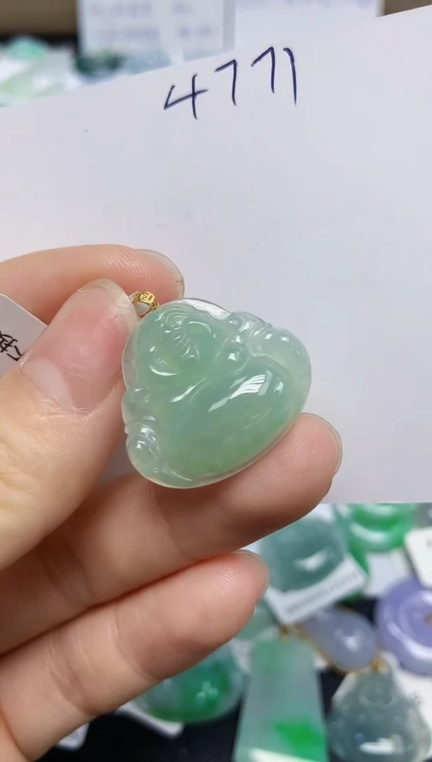 翡翠18K金镶嵌颈饰天然缅甸翡翠A货