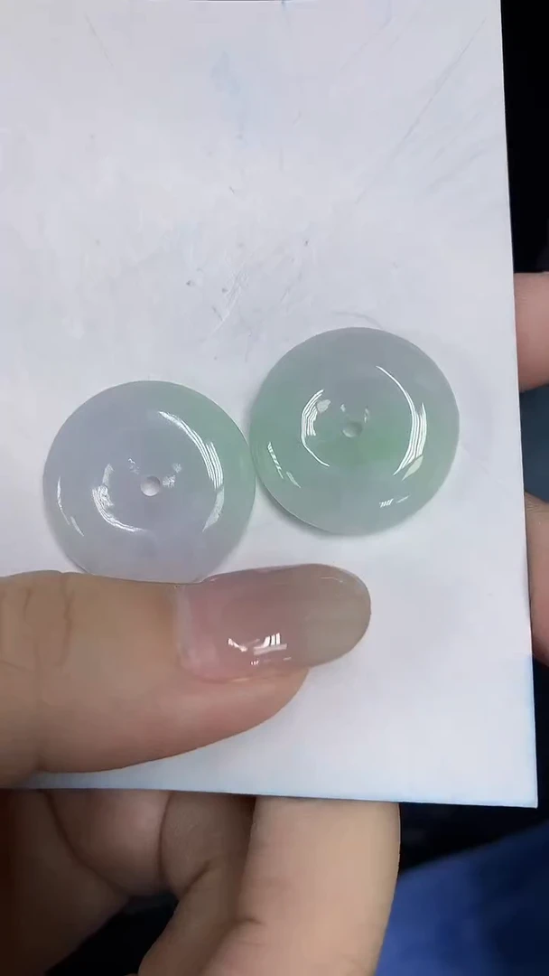 翡翠未镶嵌颈饰天然缅甸翡翠A货多样性发两个