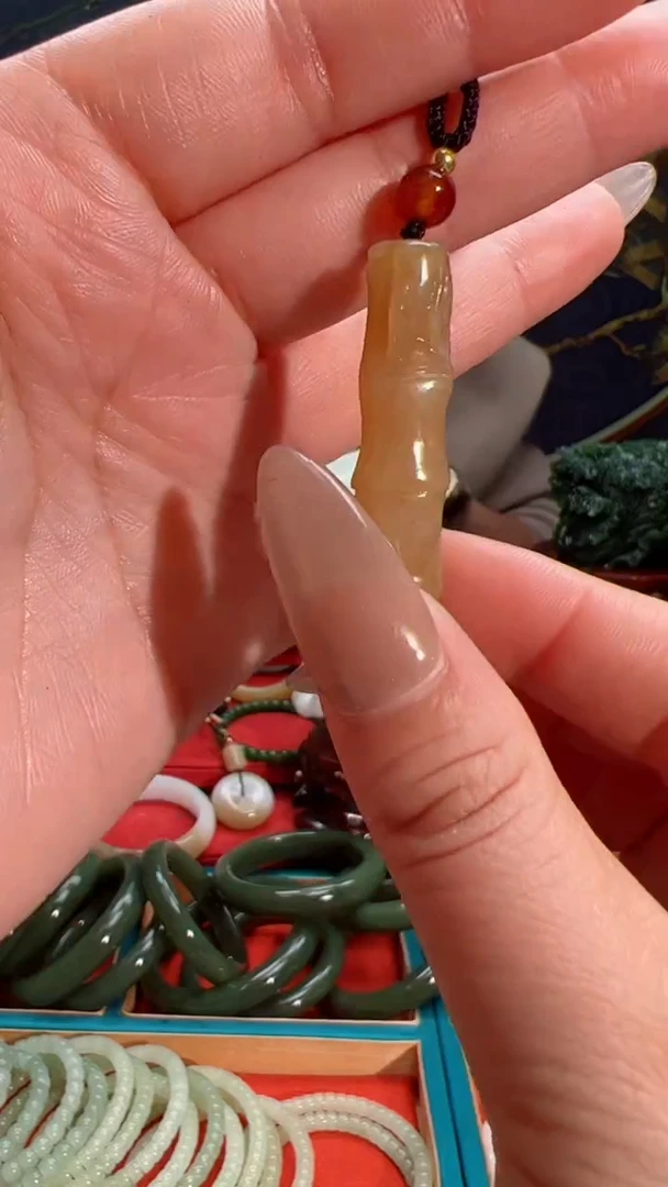 【闪购商品】和田玉吊坠未镶嵌1