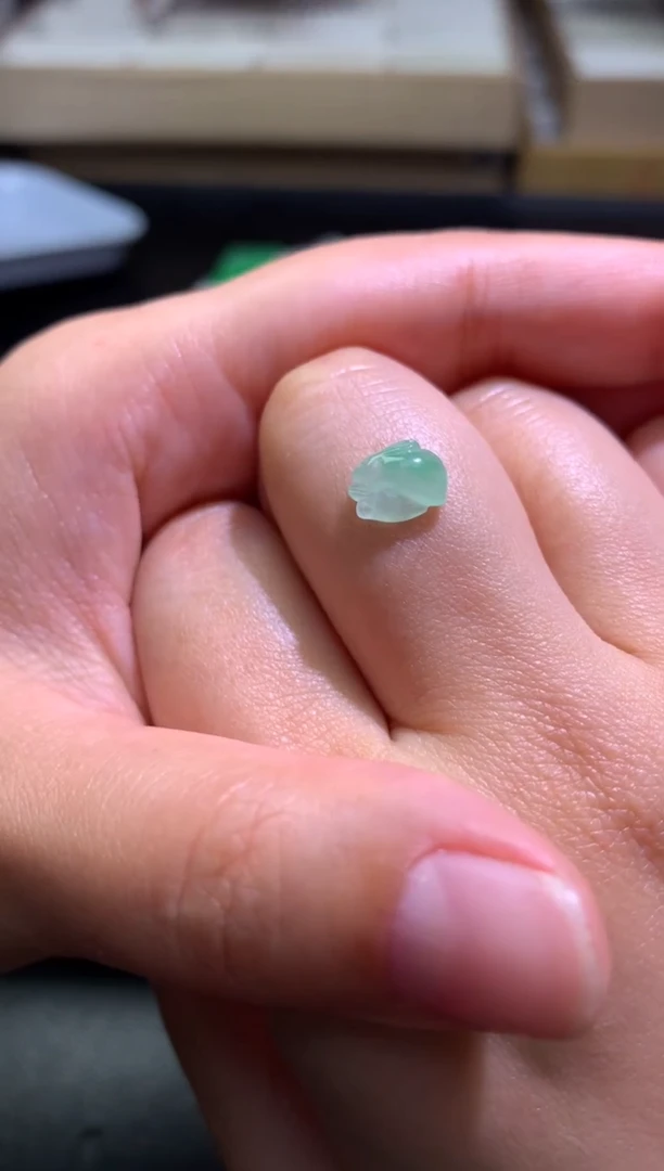 定制翡翠未镶嵌毛货