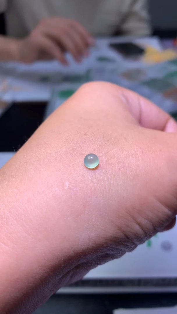 未镶嵌定制翡翠毛货