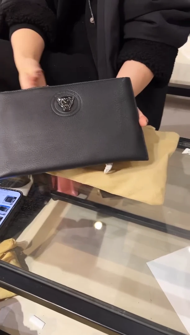 头层牛皮212品牌男包清货中（不要卡单，理性消费）