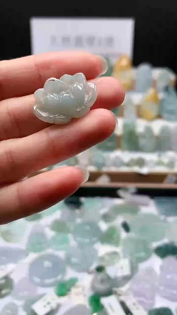 吊坠(不含链)未镶嵌翡翠31莲花