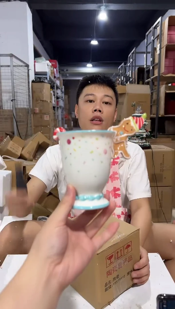 瓷片姜饼人一杯一勺