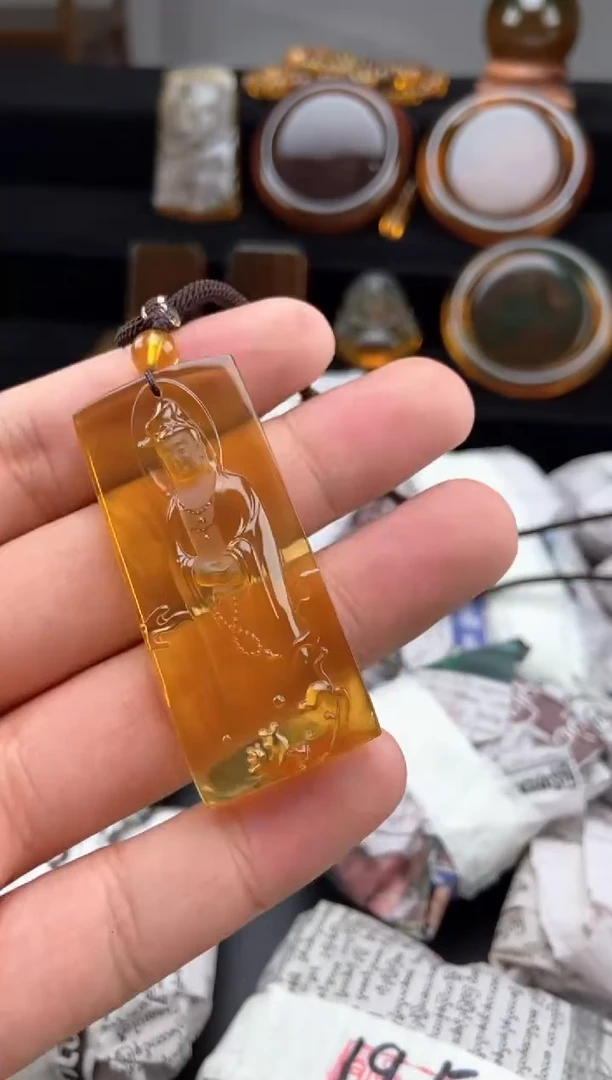 琥珀颈饰未镶嵌观音吊坠
