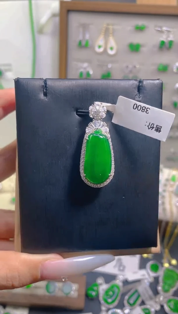 颈饰银S925镶嵌翡翠用****4高品福瓜吊坠