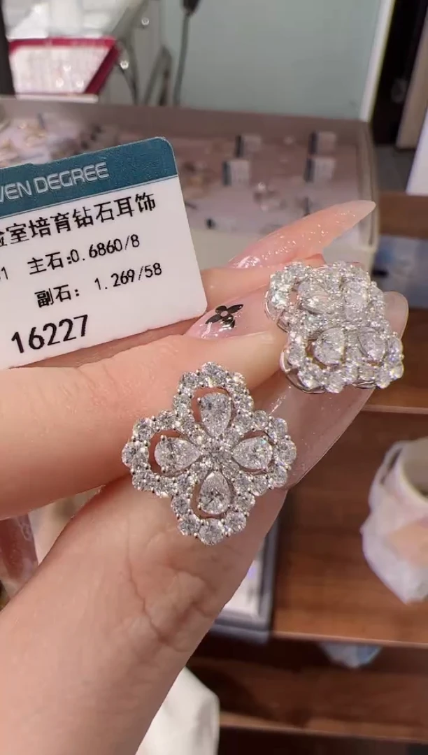 【闪购商品】实验室培育钻石18K金镶嵌@@00029646