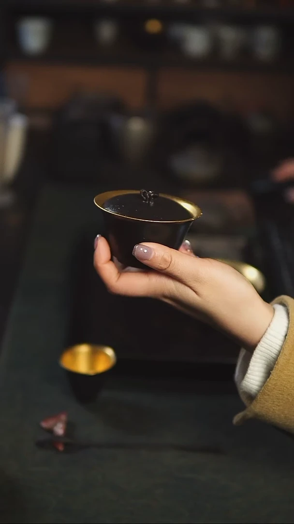 【闪购商品】欧文俊 黑金系列盖碗