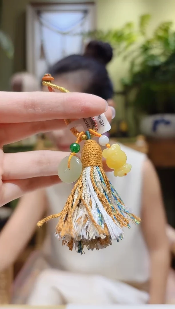 【闪购商品】蜜蜡裸石未镶嵌蜜蜡熊平安扣挂件H