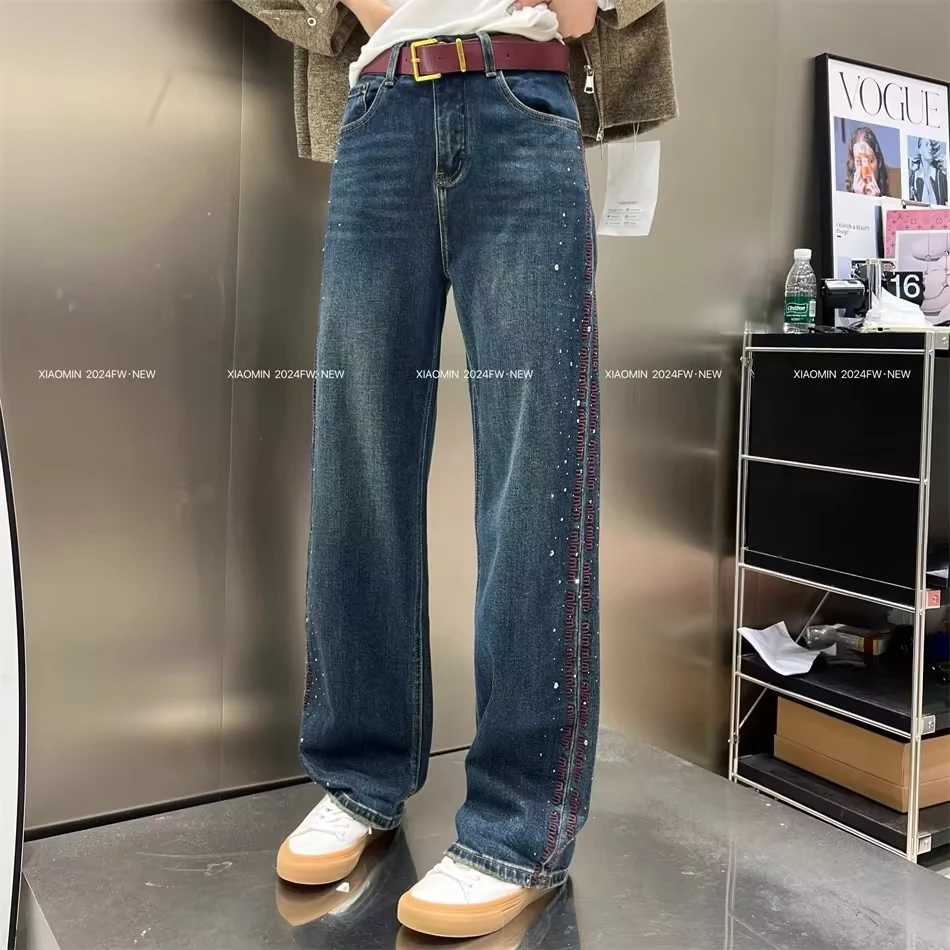 朵颐之秀|烫钻刺绣中高腰牛仔直筒裤D-24589