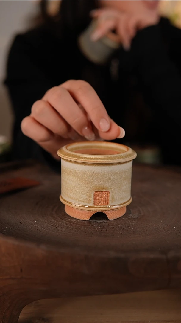 【闪购商品】红陶1-22-280默认有瑕口4.5