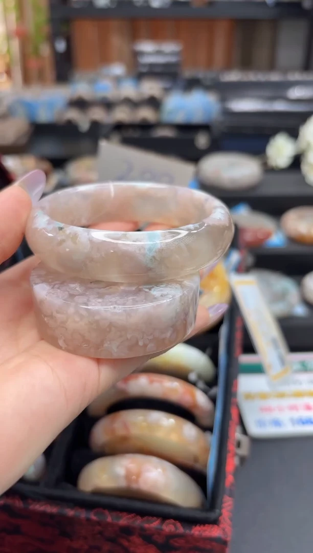 未镶嵌手镯石英质玉C73(58圈赠送镯心)