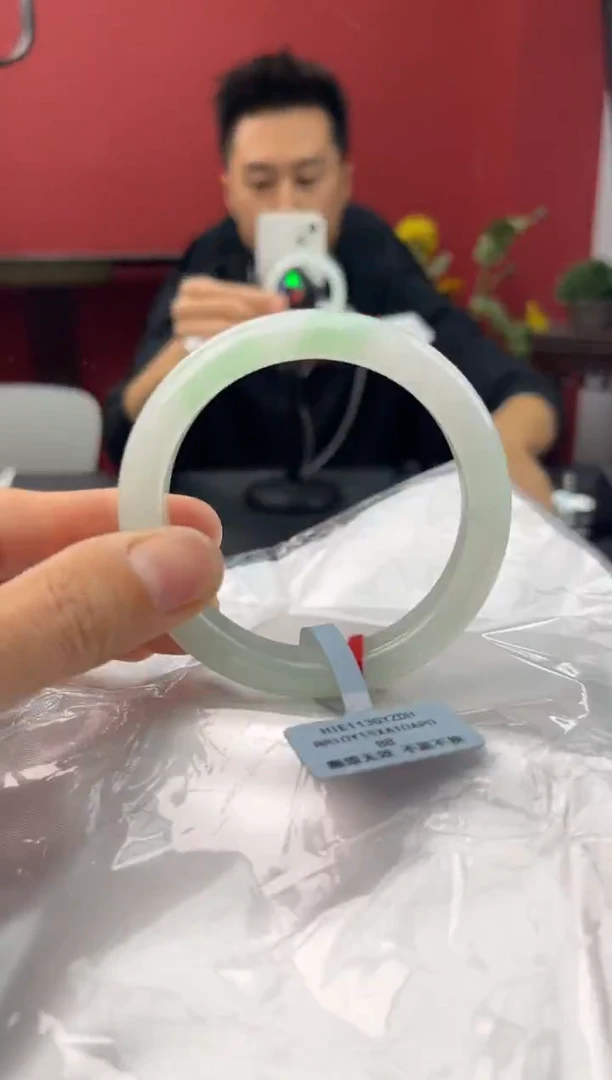 未镶嵌手镯翡翠12 5556