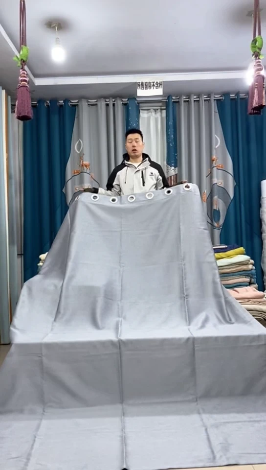 布成品窗帘    2