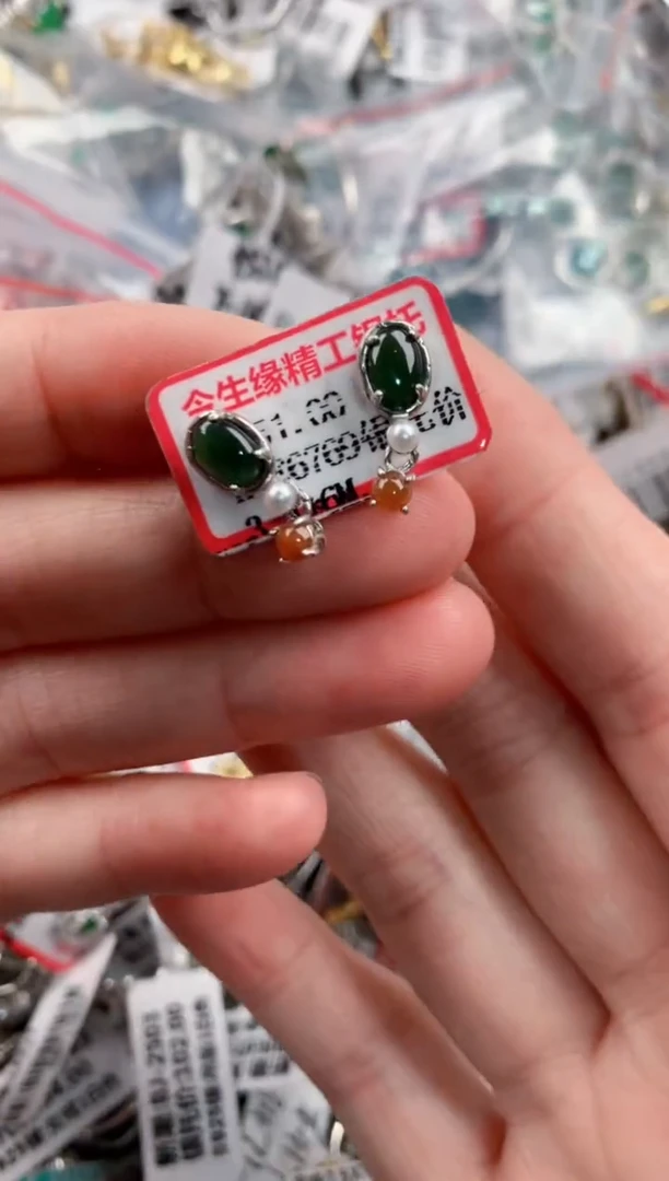 银S925镶嵌戒指翡翠222       3
