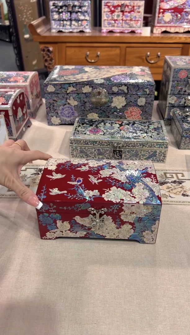 【闪购商品】按扣绒布底·弘贝雅螺钿漆器文化馆