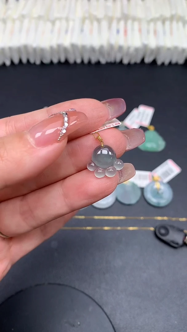 翡翠18K金镶嵌吊坠(不含链)MS180773