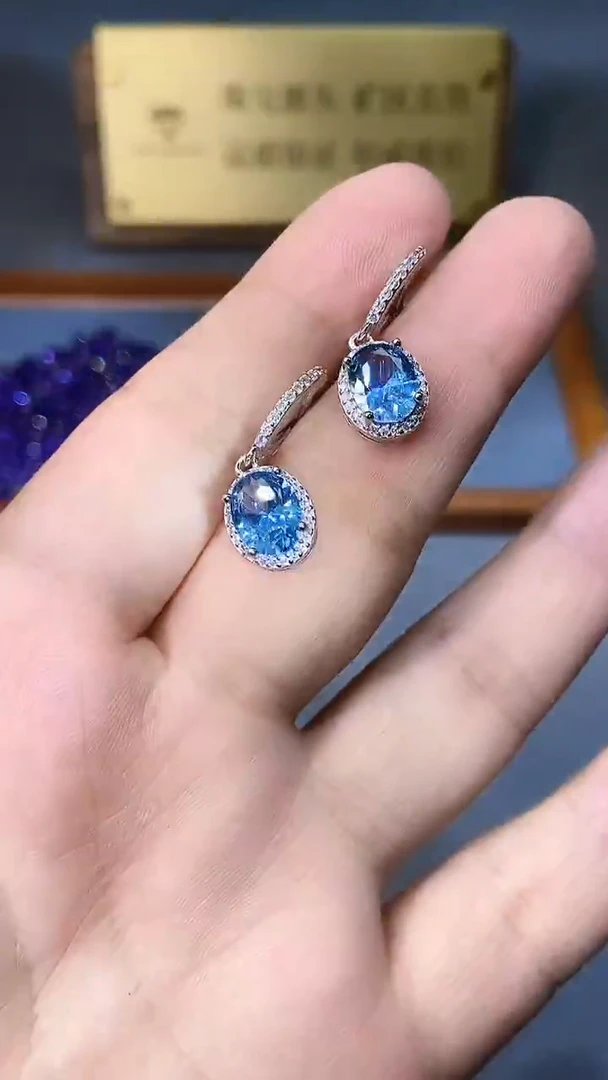 【闪购商品】海蓝宝石耳钉银S925镶嵌354