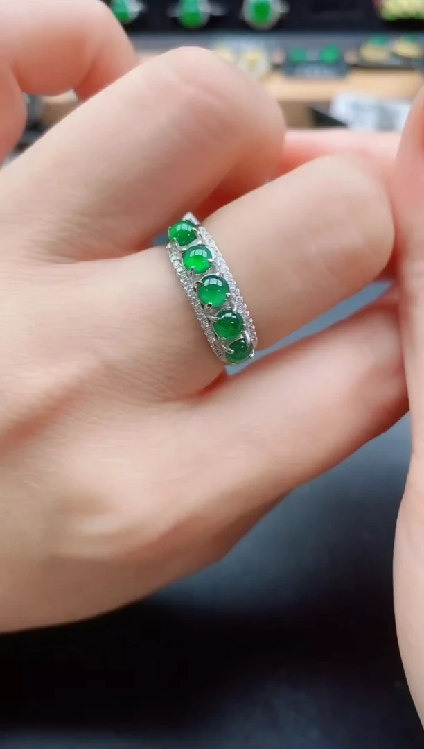 银S925镶嵌戒指翡翠1