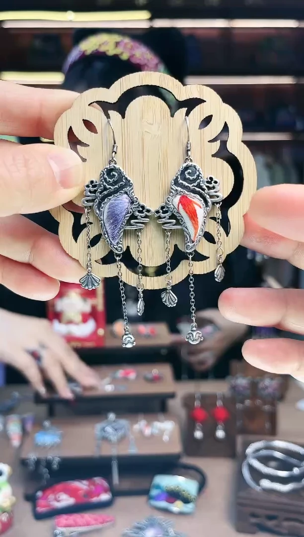 【闪购商品】织绣1812黔东南苗族刺绣