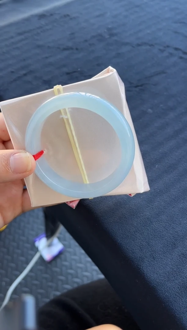 未镶嵌手镯翡翠多人