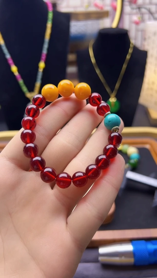 【闪购商品】血珀耳饰14K金镶嵌S364