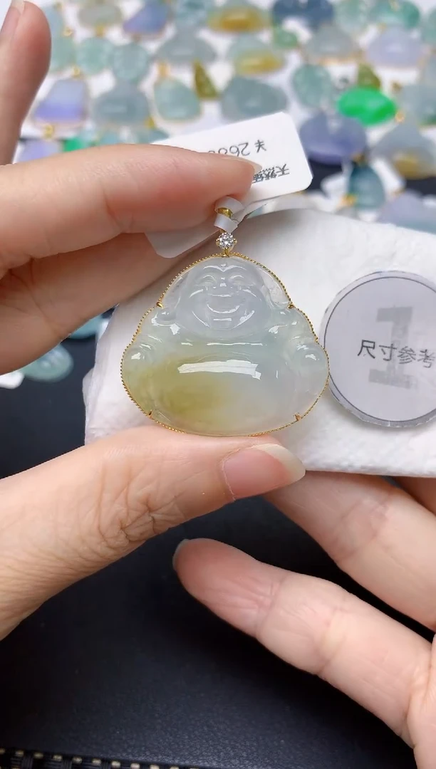 翡翠18K金镶嵌颈饰天然缅甸A货翡翠