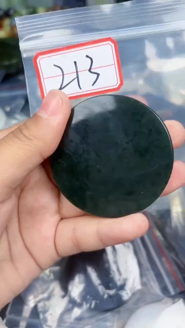颈饰未镶嵌和田玉和田玉