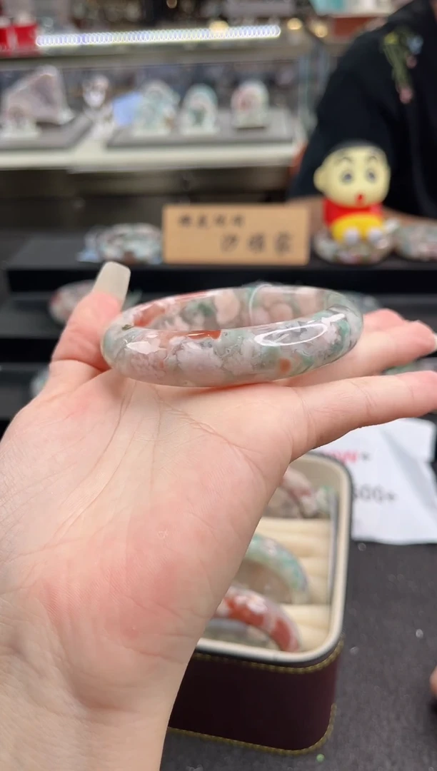 未镶嵌手镯石英质玉尘*丷圈口（赠品镯心）