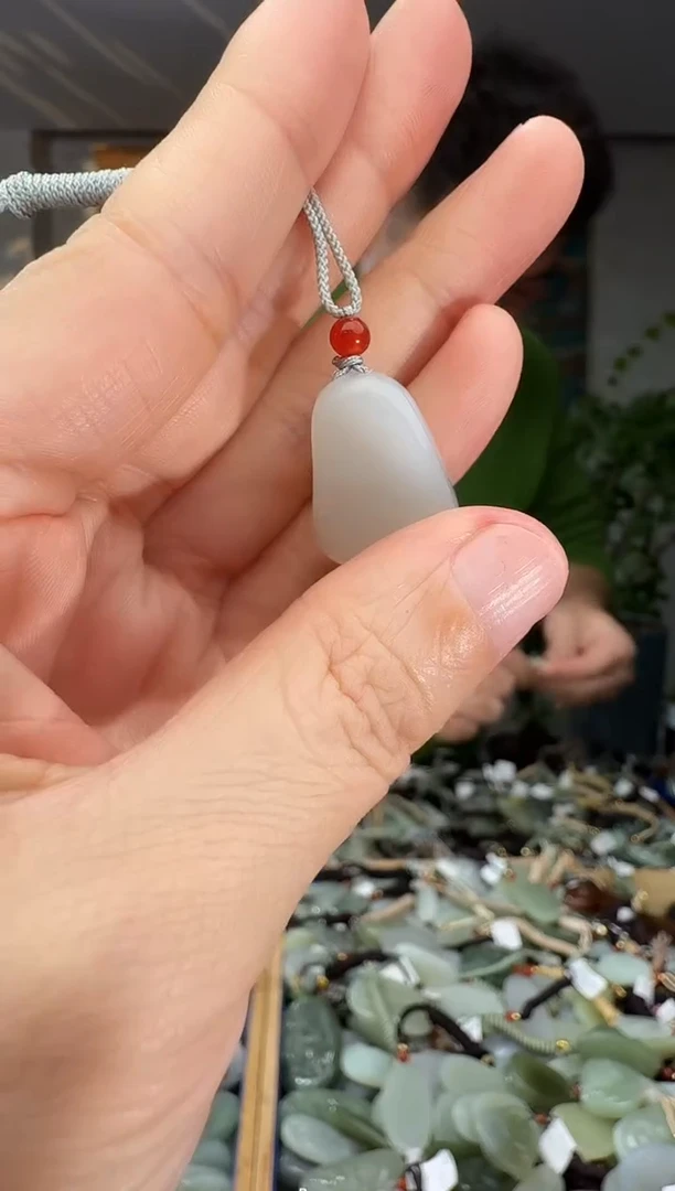 未镶嵌和田玉挂件拍一发一