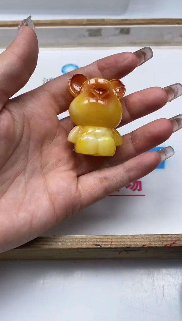 未镶嵌蜜蜡裸石L342 蜜蜡 大熊（侧孔）1个15元