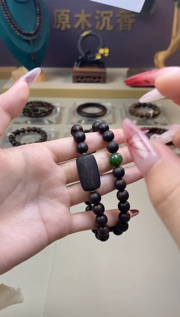 【闪购商品】沉香手串J沉水芽庄白棋08两圈+雷击顶珠沉香木雕