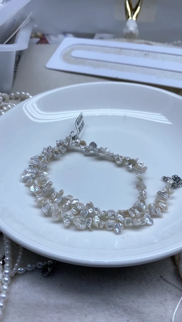 淡水珍珠未镶嵌颈饰花瓣