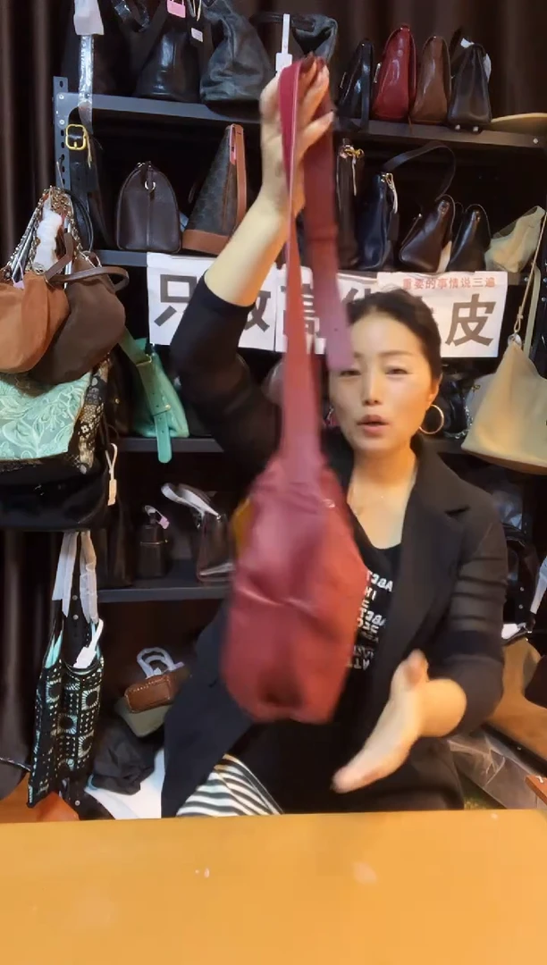 牛皮（革）高端订制时尚百搭女士手提斜跨包