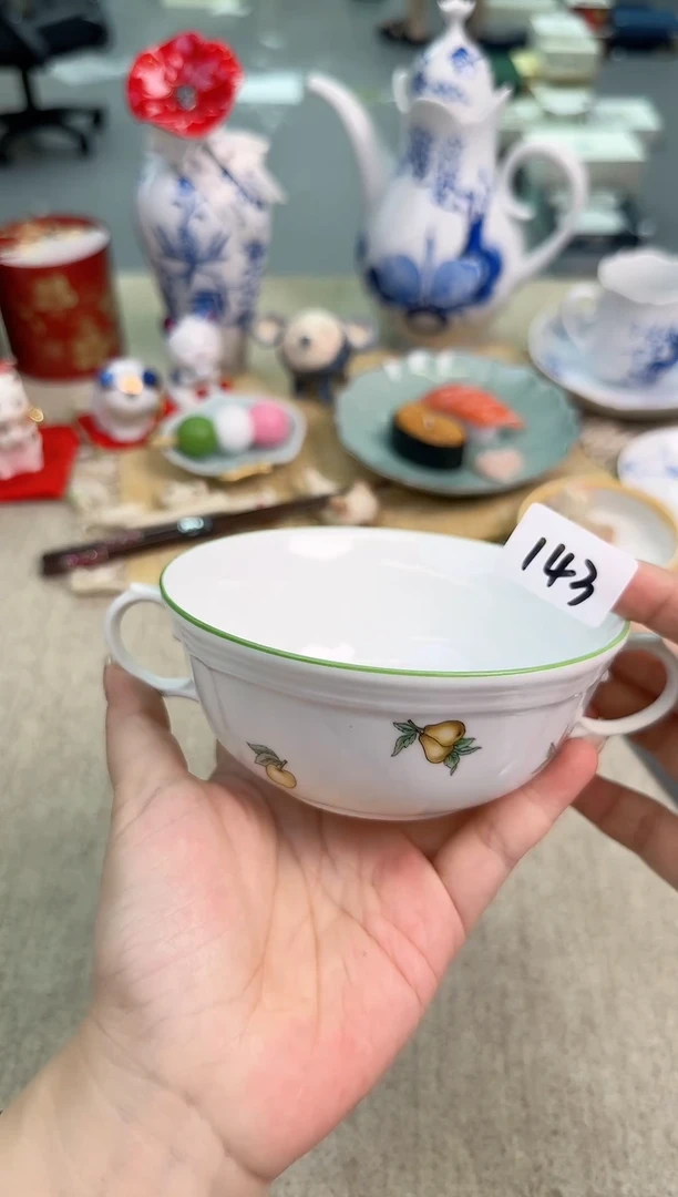 瓷片泡泡家的瓷器真好看