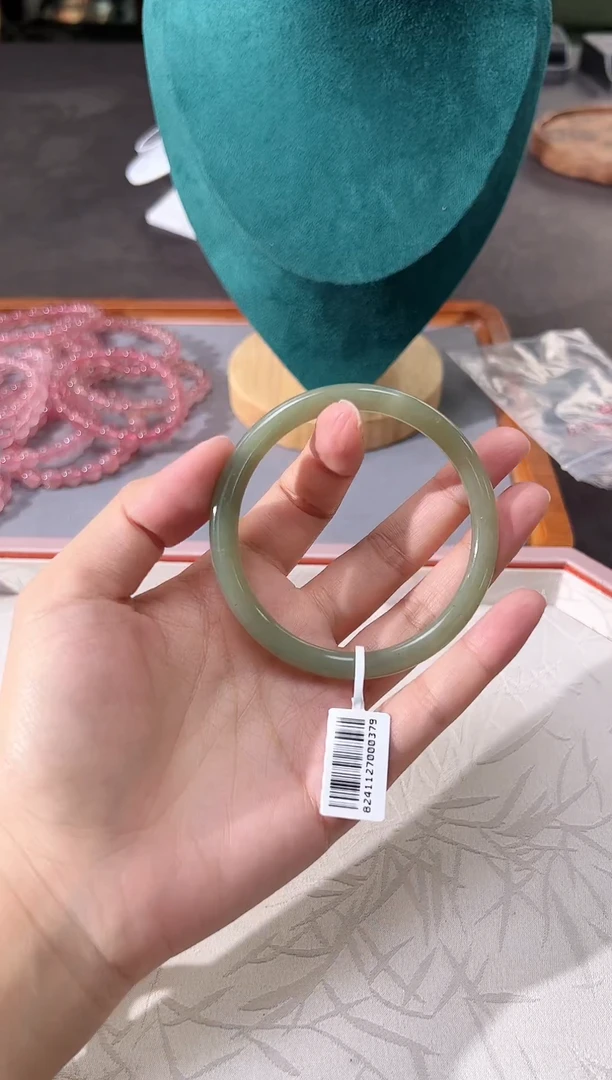 未镶嵌手镯和田玉悦159  60圈口