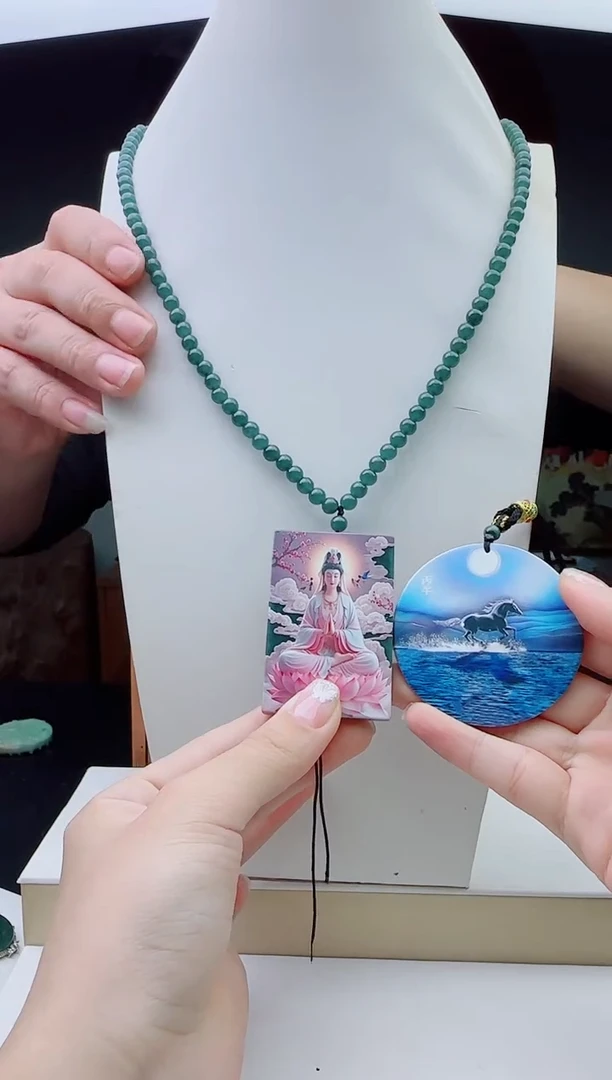 颈饰未镶嵌翡翠多样性发其一