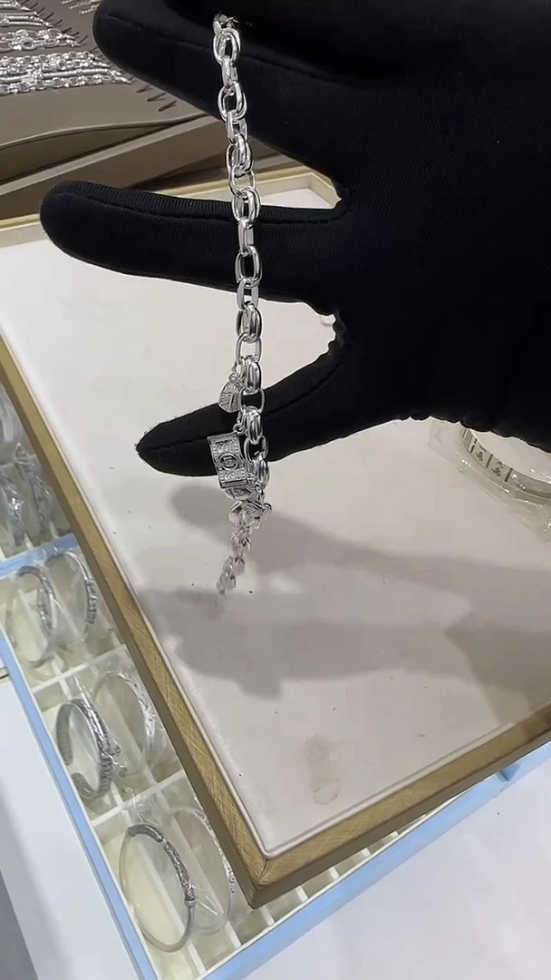 珐琅足银马上有钱手链