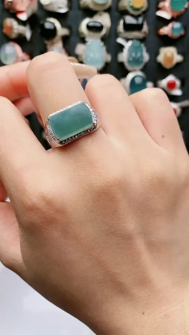 翡翠戒指银S925镶嵌天然翡翠男戒