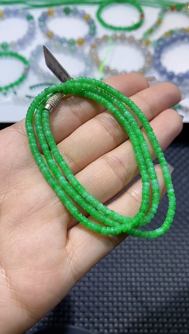 散珠翡翠卡2.9项链