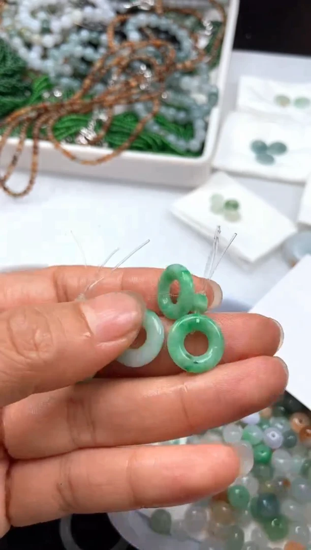 未镶嵌定制翡翠挂件