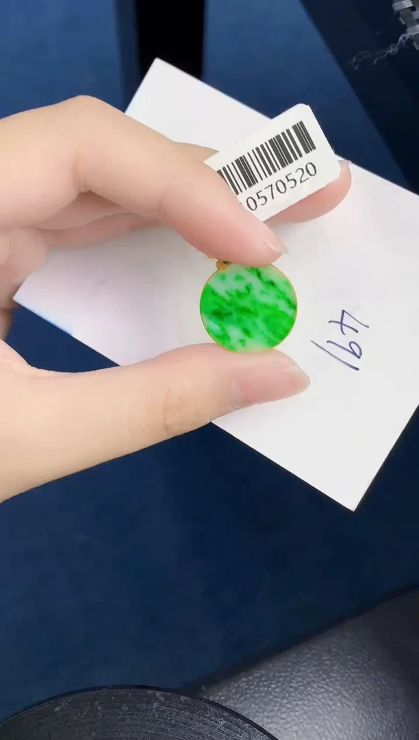 【闪购商品】翡翠颈饰18K金镶嵌000000000