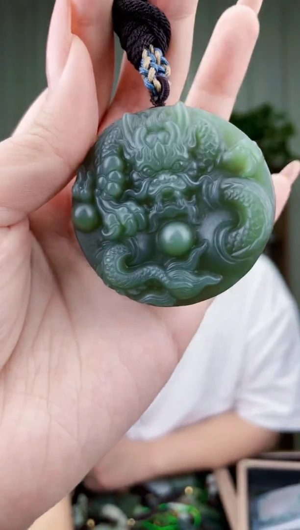 未镶嵌和田玉挂件拍一发一，多样性发货！