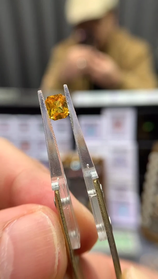 裸石蓝宝石1.06ct 6