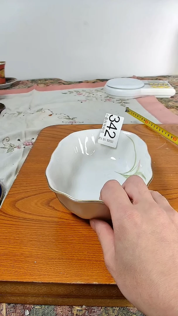 瓷片喊***财小淼海外陶瓷工艺品