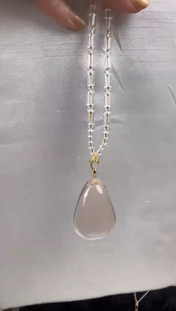 颈饰18K金镶嵌水晶天然吊坠