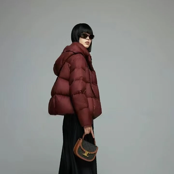 羽绒服百搭女女款女装连帽女士冬季短款泡芙服短款